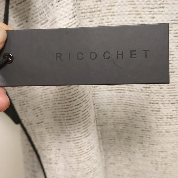 the Ricochet Klee Dress - Full Rear Zip - Flirty & Work Appropriate - Academia - Picture 14 of 16